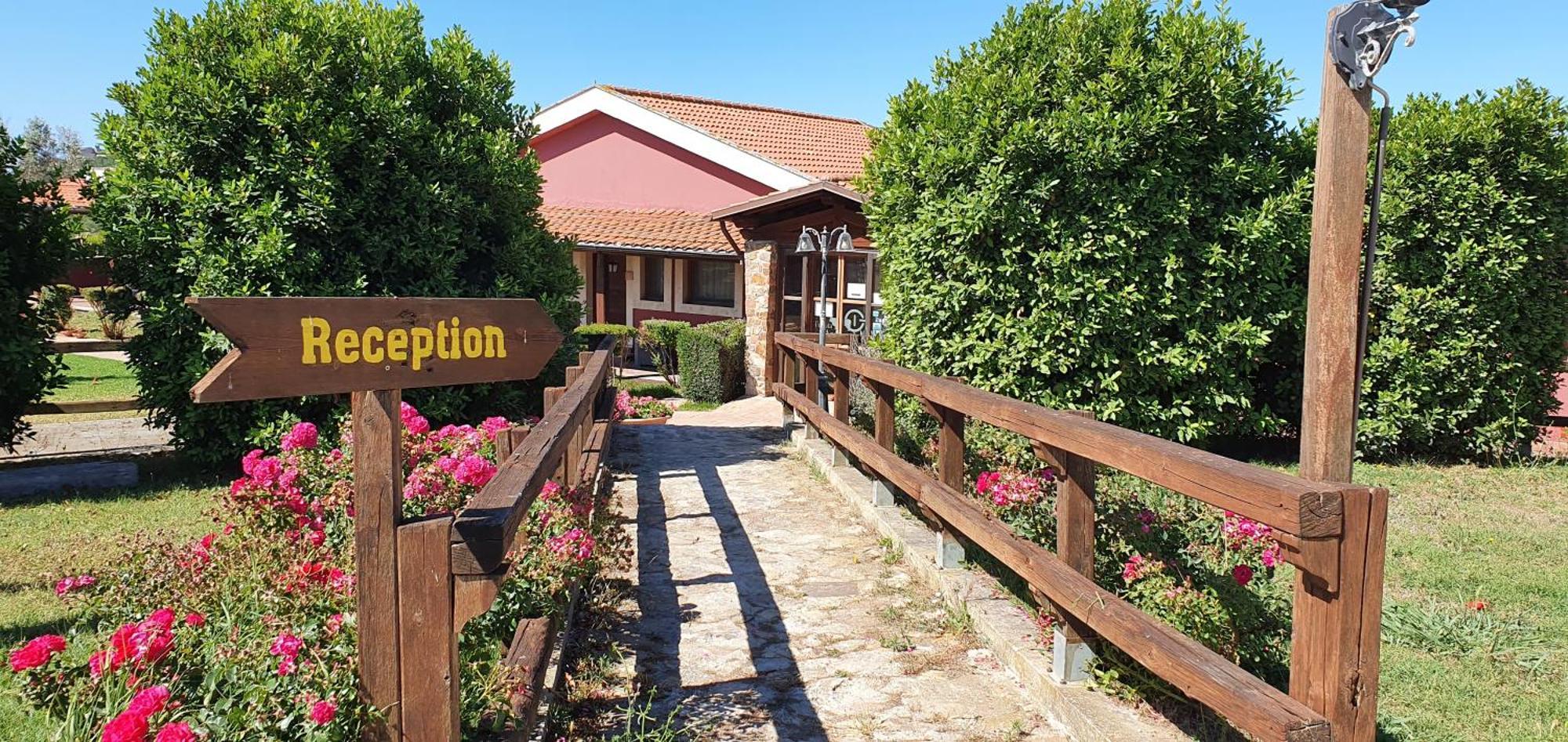 Hotel Tenuta Dell'Argento Resort Civitavecchia Exterior photo